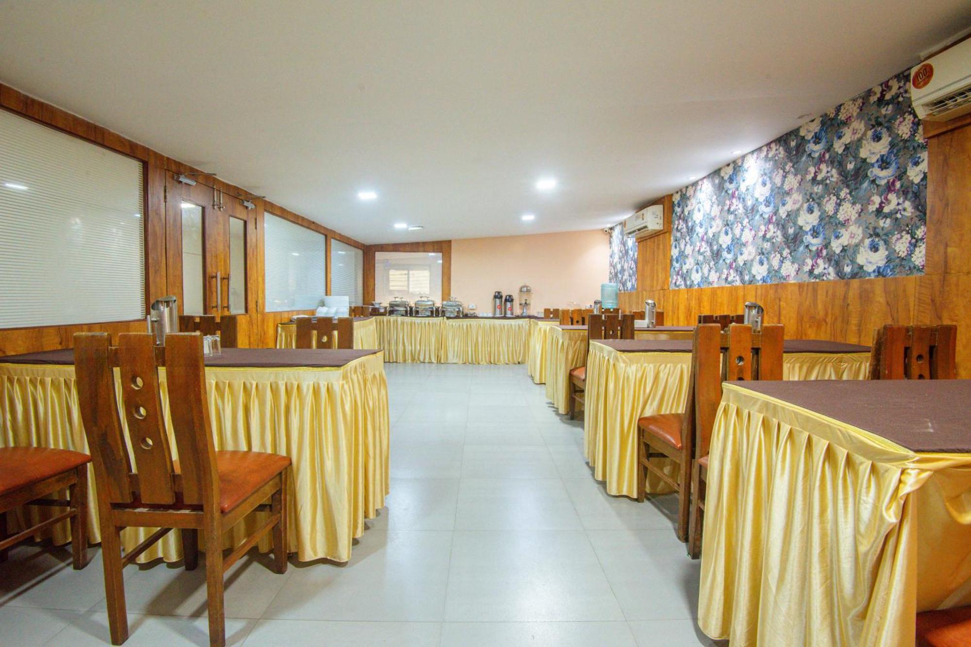 Treebo Anam International Hotel Mumbai Exterior photo